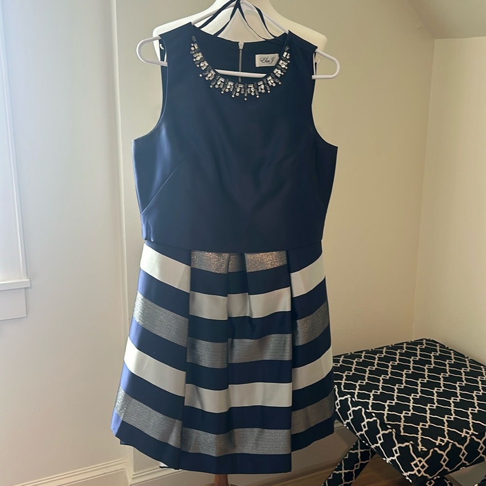 Eliza J dress. Navy, white and gray with stones adorning collar